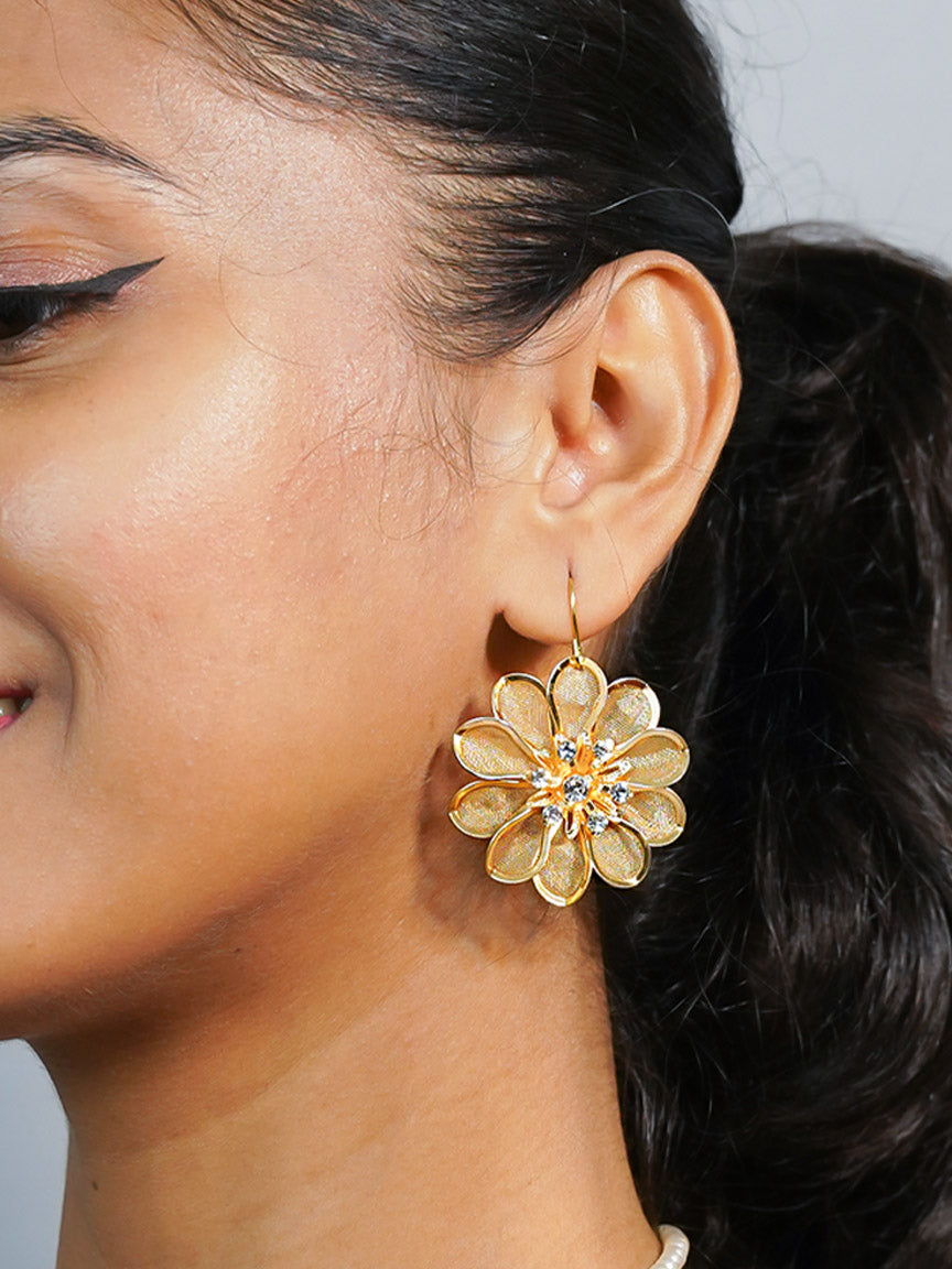 Flower Earrings Gold