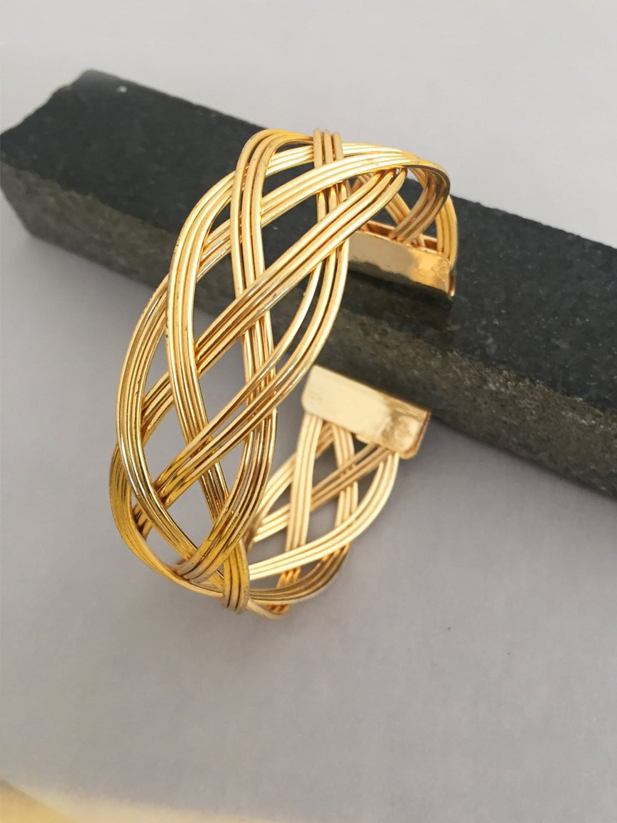 Gold Intertwined Cuff