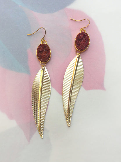 Leaf Earrings Gold