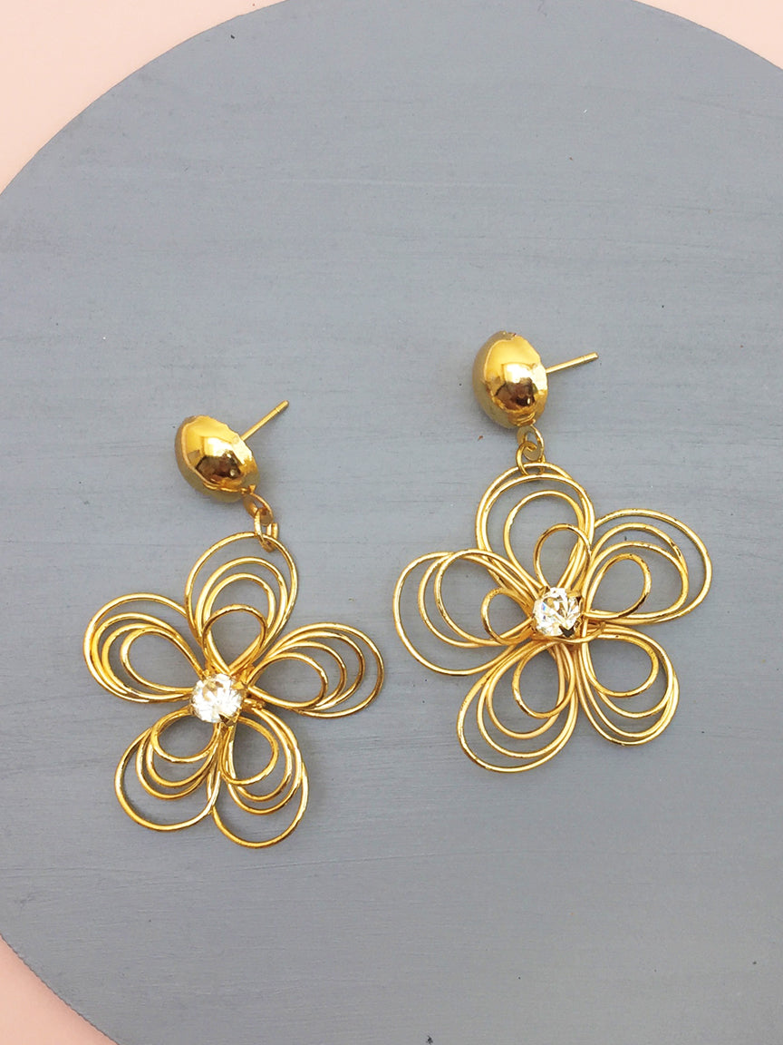 Flower Earrings Gold