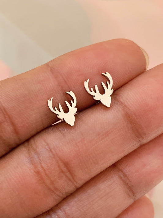 Reindeer Earstuds