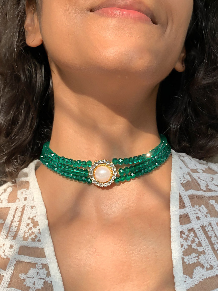 Emerald And Pearl Choker