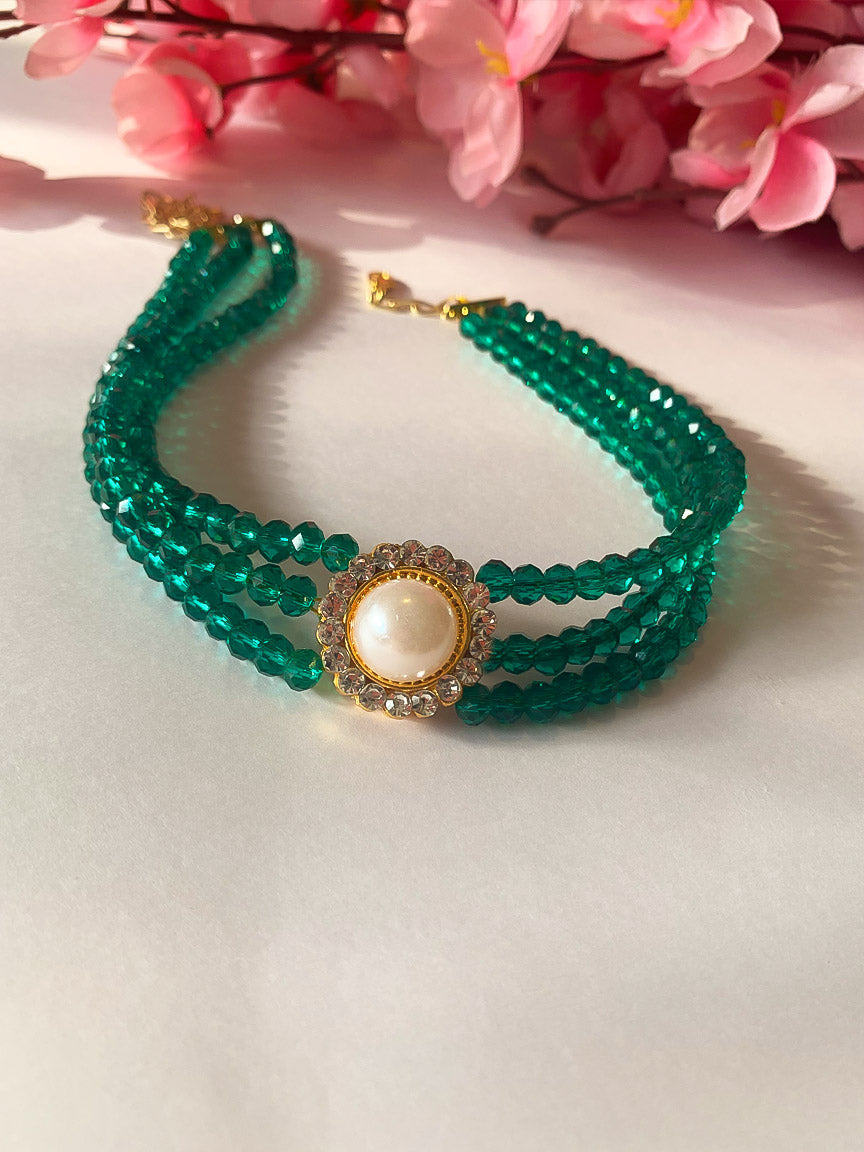 Emerald And Pearl Choker