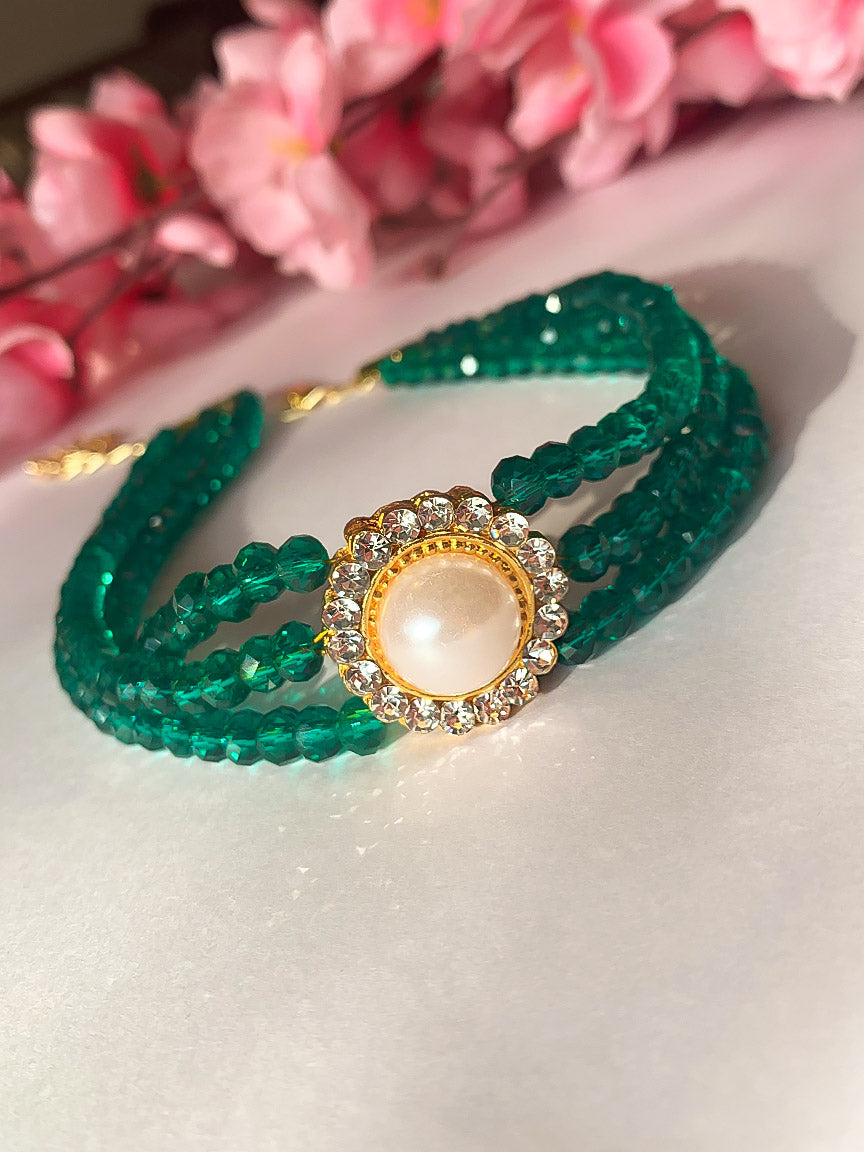 Emerald And Pearl Choker