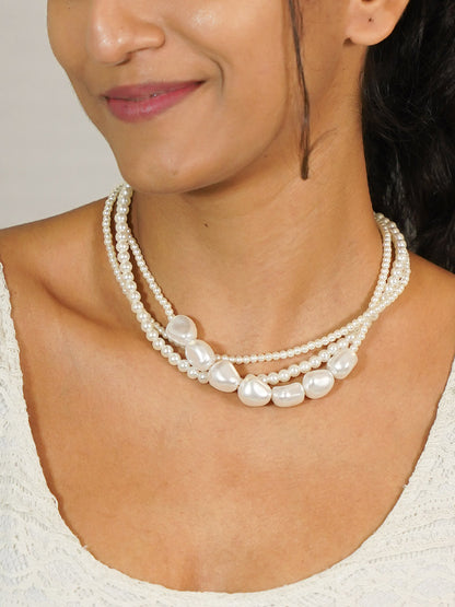 Pearl Layer Necklace